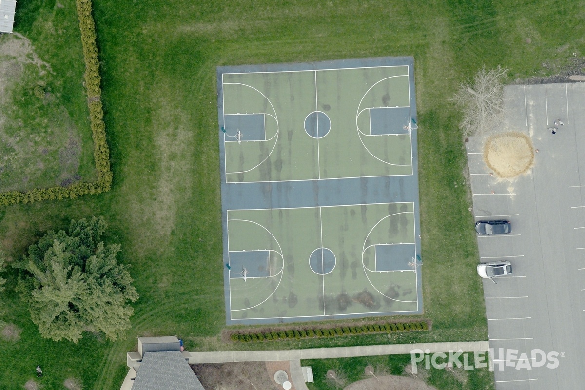 Photo of Pickleball at Veterans Memorial Park